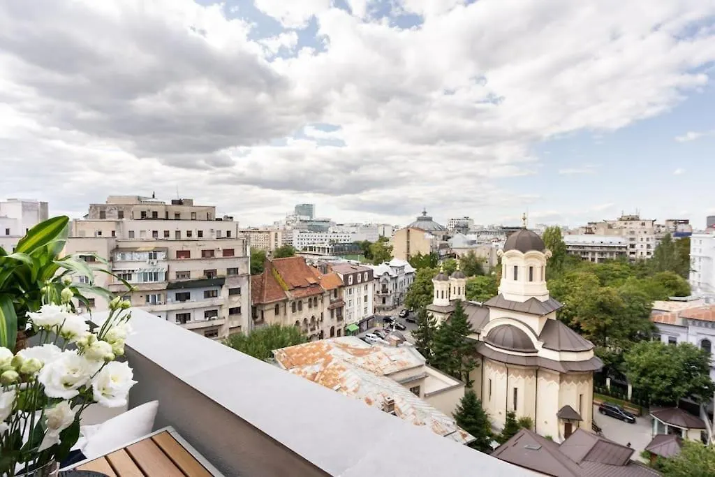 Stunning Views 2Br Midtown Flat - Charming Balcony Apartamento Bucareste