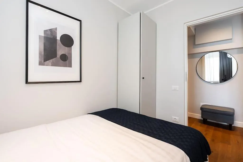 Apartmán Stunning Views 2Br Midtown Flat - Charming Balcony Bukurešť