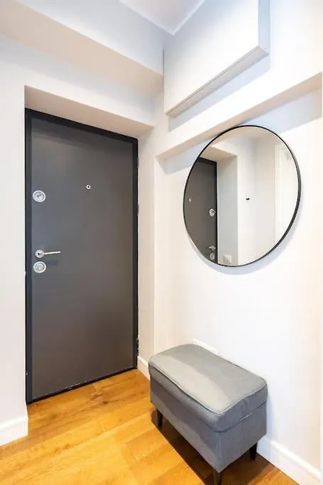 アパート ブカレストStunning Views 2Br Midtown Flat - Charming Balconyアパートメント